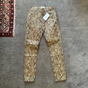 NWT: Frame Le High Skinny Crop Jeans